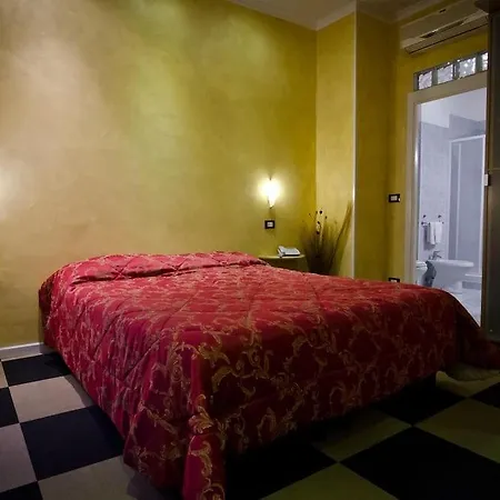 圣雷莫珀洛恩酒店 招待所 3*