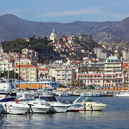 招待所 圣雷莫珀洛恩酒店 3*