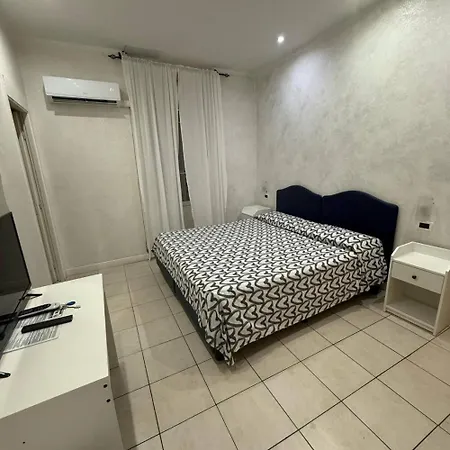 ポロン ゲストハウス サンレモ