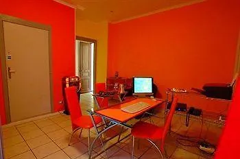 ポロン ゲストハウス サンレモ